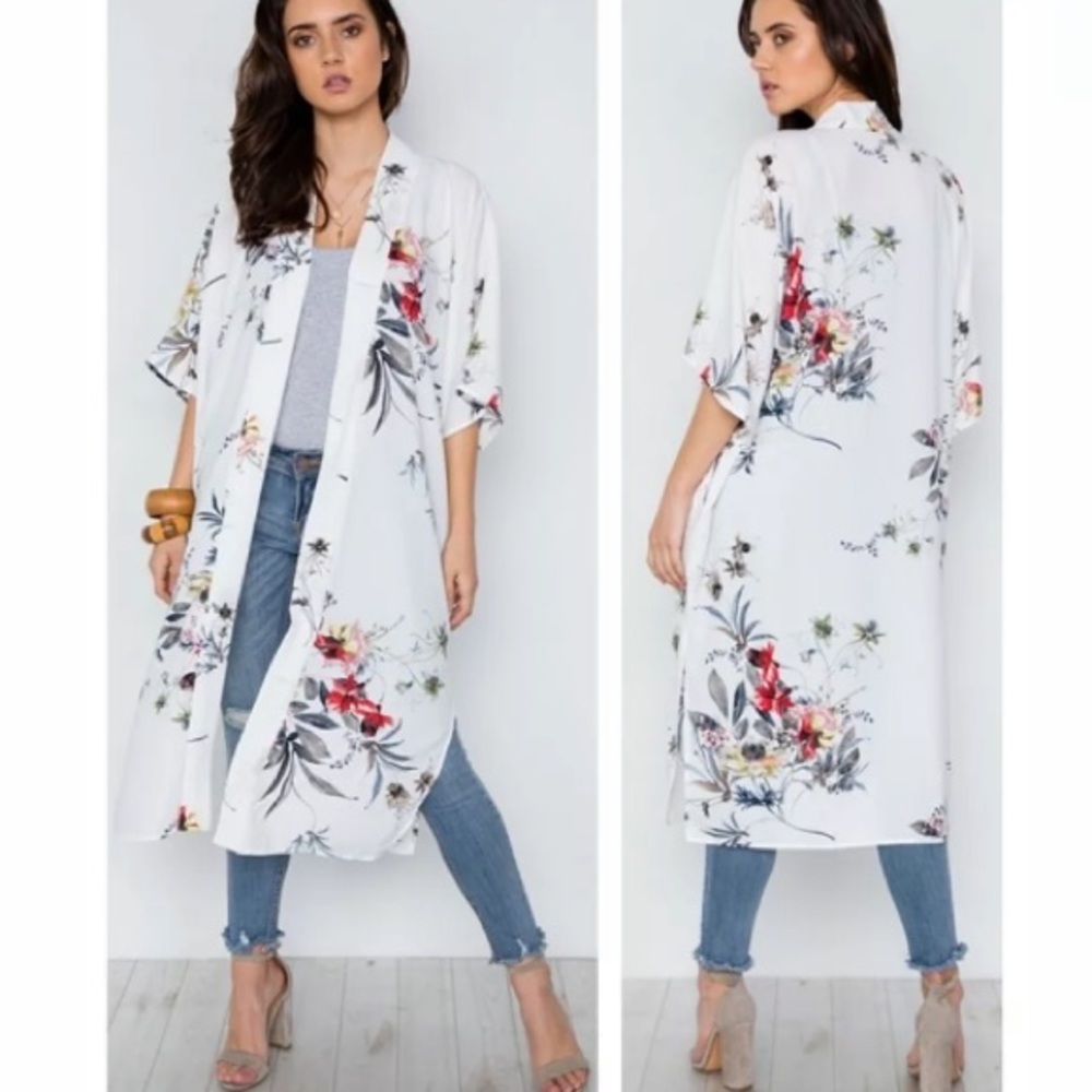 Boutique White Floral Kimono Cardigan New